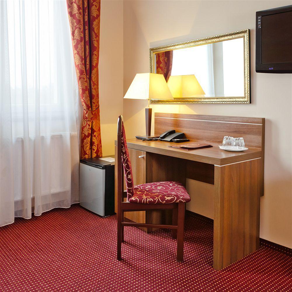 Jasek Premium Hotel Βρότσλαβ Εξωτερικό φωτογραφία